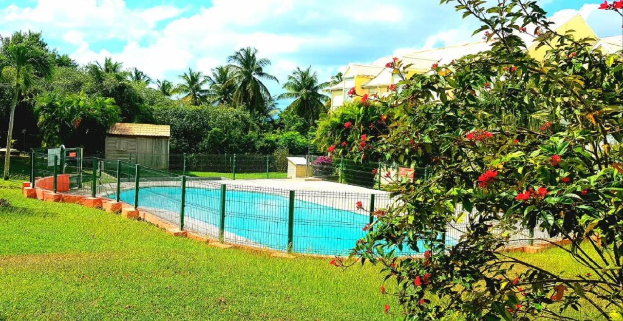 Le Studio Oncle Sam - Acces Piscine Et Plage Le Gosier  Εξωτερικό φωτογραφία