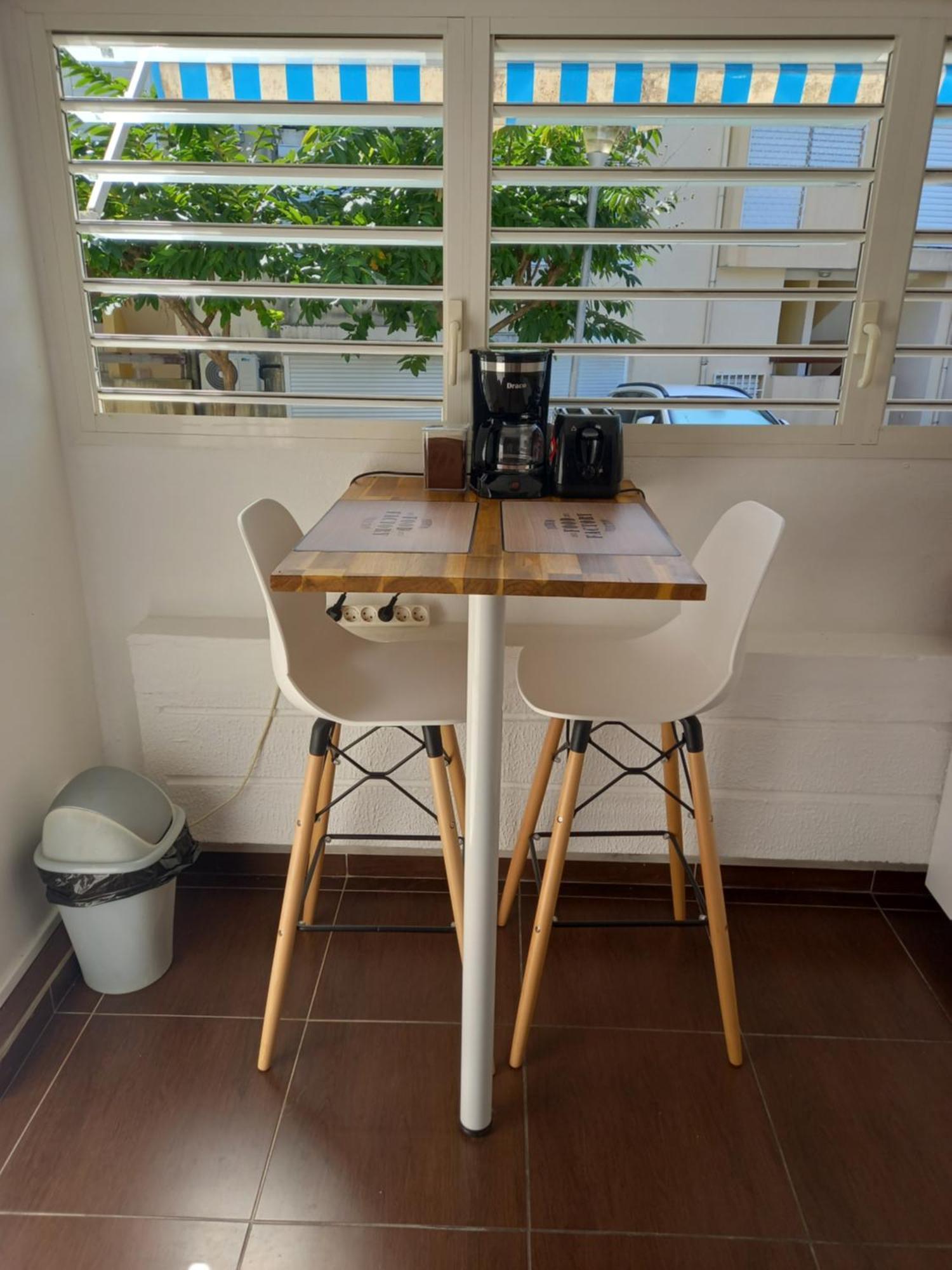 Le Studio Oncle Sam - Acces Piscine Et Plage Le Gosier  Εξωτερικό φωτογραφία